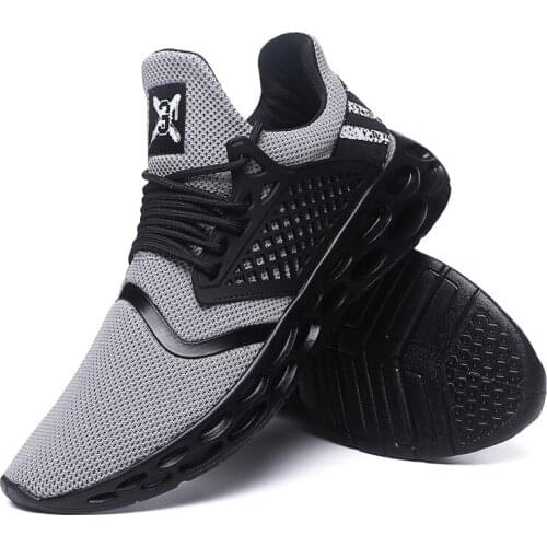 Running shoes Four Seasons men Air Breathable Lightweight sneakers New mens Hollow sole design Non-slip boots Plus size 45 46