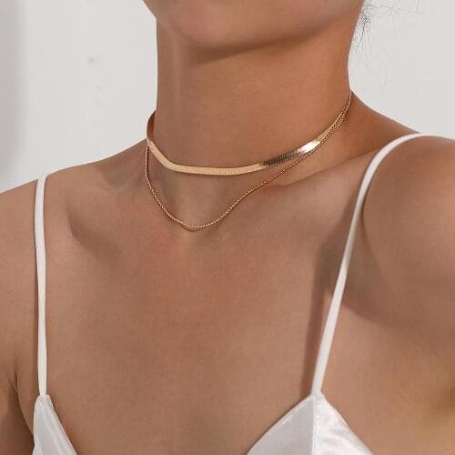 Ammylia Chokers On The Neck