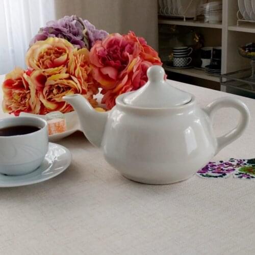 Porcelain Teapot 500ml Capacity Elegant Stylish Herbal Tea High Quality Teapot