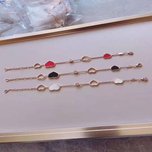 Womens popular fashion heart-shaped red agate pendant bracelet S925 sterling silver original high-quality exquisite gift