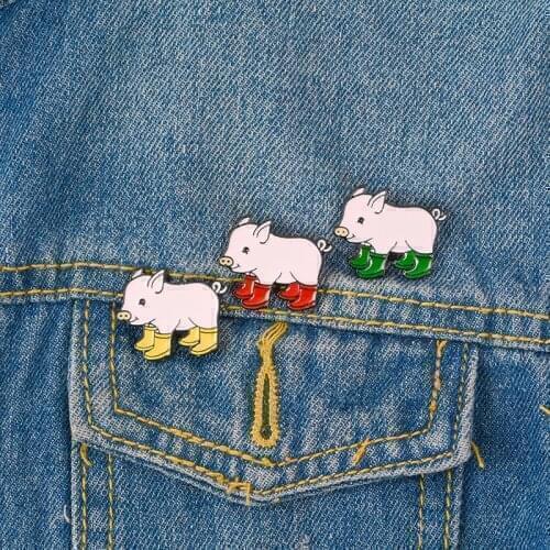 Children JewelryFanny Shose Pig Enamel Pins Custom Brooches Lapel Pin Shirt Bag Colorful Badge Jewelry