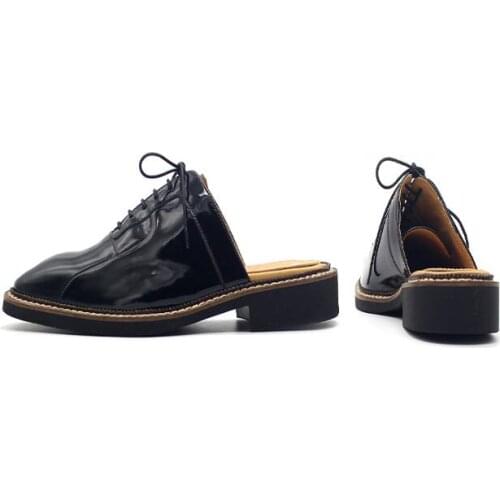 Summer men slippers Personality slippers with glossy black lace slippers dark street leather drag