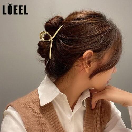 Fashion Metal Hair Claws Women Simple Solid Color 11cm Alloy Large Hairpin Geometric Hollow Spray Paint Ladies Gripper Hairgrips