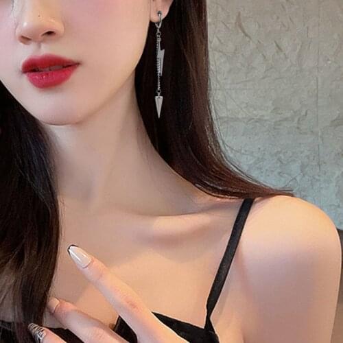 1Pc Kpop Stray Kids Felix Awl Lightning Earrings Titanium steel Chain Tassel Punk Earrings Men Jewelry