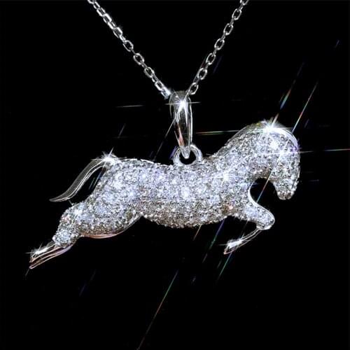 Huitan Pentium Horse Pendent Women Necklace Micro Paved CZ Stone Birthday Gift Zodiac Horse Animal Necklace Trendy Jewelry