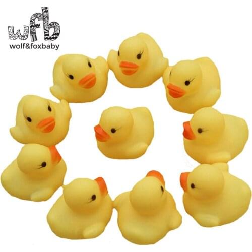 Wholesales 100pcs/lot 4x4cm Cute Baby Girl Boy Bath Bathing Classic Toys Rubber Race Squeaky Ducks Yellow Sale
