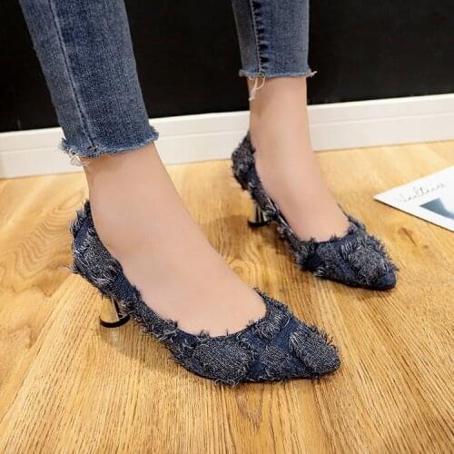 Pumps Women 2018 autumn new ladies high heels pointed raw denim thick with shallow mouth fashion single shoes womens shoes