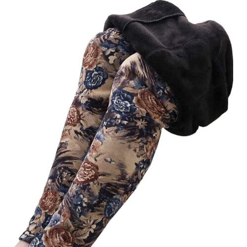 Winter Women High Elasticity Plus Velvet Leggings New Female Plus Size Fleece Trousers Flower Print Velvet Pencil Pants OK334