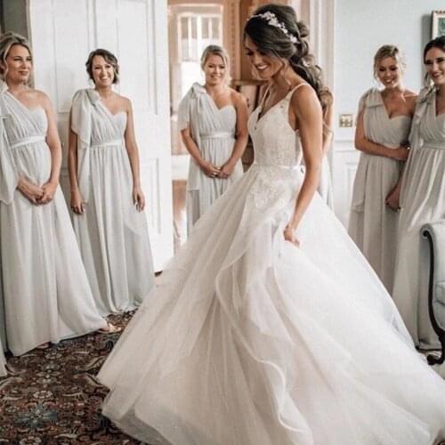 Elegant Spaghetti Straps Ball Gown Wedding Dress 2021 Lace-up Tulle Robe de Mariage Delicate Sash Appliques Ruffles Bridal Gown