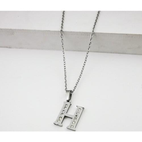 Simple fashion design H letter diamond INS retro cold style clavicle chain pendant necklace jewelry