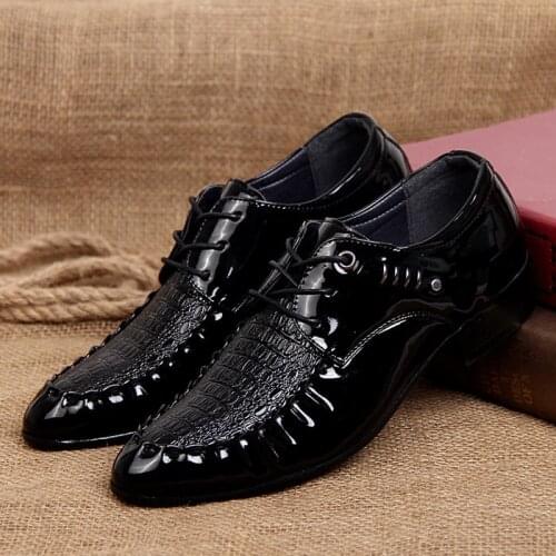 Luxury PU Leather Fashion Men Business Dress Shoes Pointy Black Shoes Oxford Breathable Formal Wedding Shoes