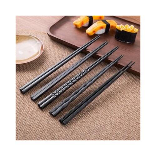 1Pair Japanese Chopsticks Sushi Sticks Nonslip Chinese Long Chopsticks Tableware Kitchen Accessories Light Alloy Reusable