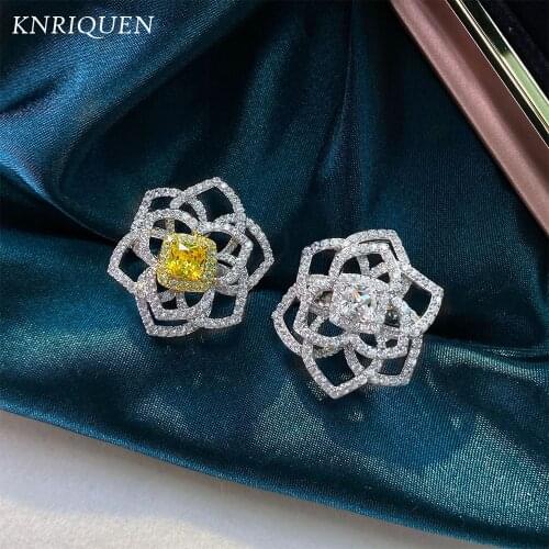 2021 Luxury 925 Sterling Silver High Carbon Diamond Gemstone Flower-Shape Rings for Women Cocktail Party Big Ring Fine Jewelry