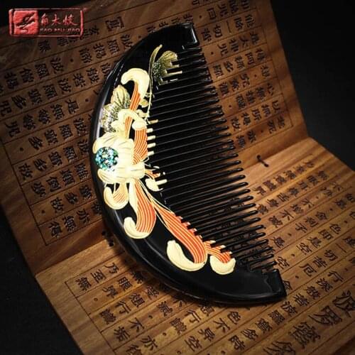 TOP END Authentic Natural Boxwood lacquer crafts comb Boutique hand - painted art comb Pocket comb Anti-static comb