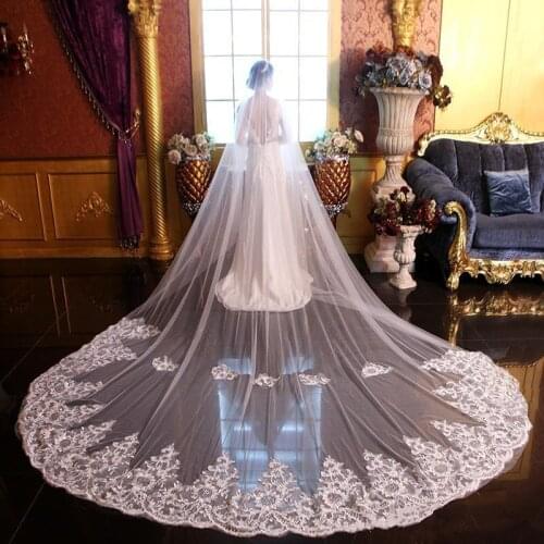 Luxury 3m Long Wedding Veils Cathedral Length Bridal Veils Lace Edge Appliqued Sequined 1T White Ivory Veils With Free Combs