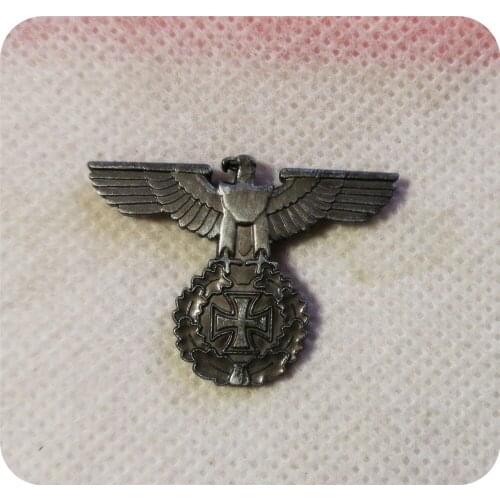German Eagle Pin Badge