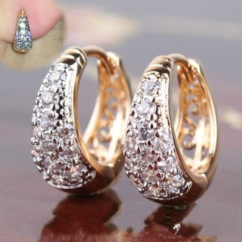 2020 Fashion New Gold-plated Inlaid Crystal Earrings Popular Popular and Beautiful Girls Necessary Jewelry