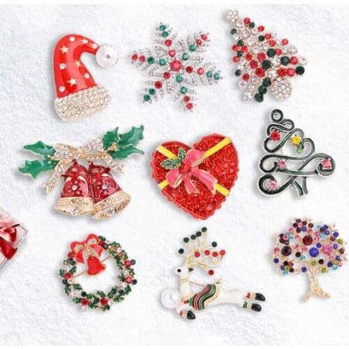 New Fashion Enamel Brooch Pin for Christmas Gift Cute Cartoon Snowman Santa Xmas Tree Bells Brooches Pearl Rhinestone Label Pin