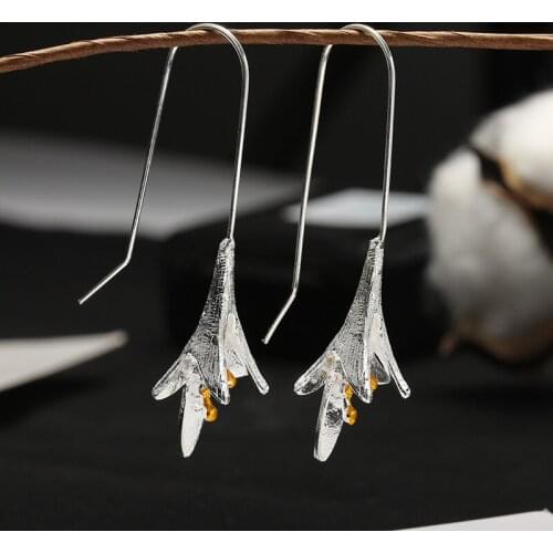 Women Long Earrings Silver Color Lily Flower Drop Earring Simple Fashion Jewelry Statement Charm Dangle Eardrop Ear Accessories