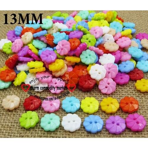 100PCS 13MM flower Dyed Plastic cartoons buttons coat boots sewing clothes accessory P-076