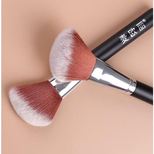 Makeup Brochas De Maquillaje Easy To Carry Eye Shadow Foundation Blush Blending Round Oblique Powder Repairing Brush