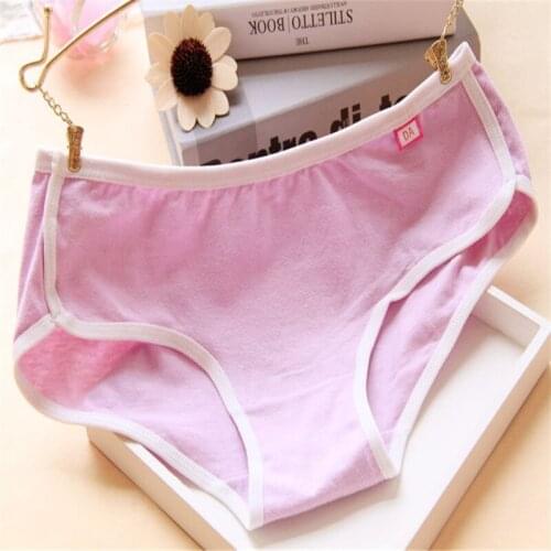 Hot Sell Womens Briefs Sexy Girl Panties Wholesale Ladies Cotton Underwear Girl Comfortable Breathable Solid A005