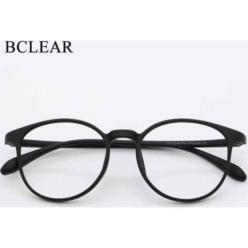 BCLEAR 2021 New Arrival Unisex Ultra Light TR90 Retro Eyeglasses Frames Women Fashion Round Spectacle Prescription Frame Myopia