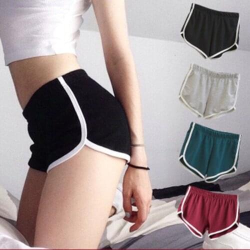 2021 Hip Lifting Sports YOGA SHORTS Womens Korean Hot Pants Show Thin Outer Pajamas Beach Pants