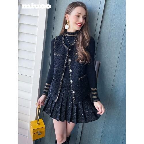 Slim bottoming shirt+Single breasted vest+Pleated half skirt three piece womens suit 2021 Spring new High Quality Top Quality