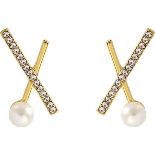 Punk 2019 Fashion New Earrings Temperament Cross Geometry Pearl Simple Elegant Crystal Earrings Womens Wholesale Earrings