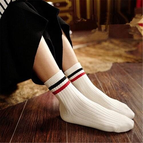 Womens fashion trend cotton white socks Japanese Harajuku style two bar stripes casual college wind girls wild breathable socks
