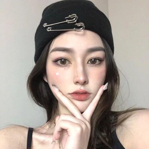 Autumn Womens Hat Knitted Beanies with PIN Acrylic Soft Beanie Hip-hop Caps Woolen Hat Black Hats Couple Hat Male Mens Caps