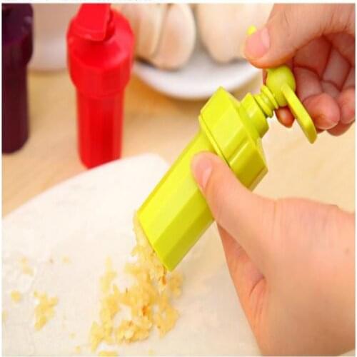 Kitchen Ginger Garlic Manual Press Twist Cutter Crusher Cooking Tool Plastic Garlic Presses Blenders Peeler