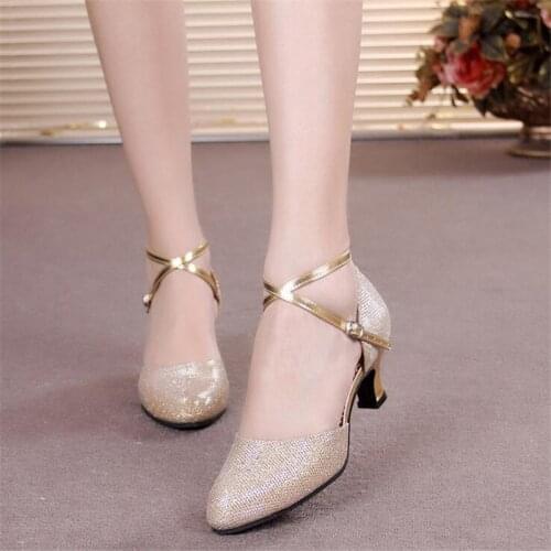Girls Leather Shoes Female Children Latin Ballroom Dance Shoes Female Kids Dancing Shoes High Heel 3.5/5.5cm Soft Sole