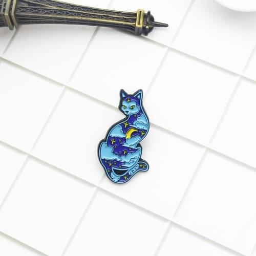 Prince of blue cat Enamel Brooch Stars, moon, clouds, creative animals Lapel Pin Handsome kitten Cartoon jewelry Custom Badge