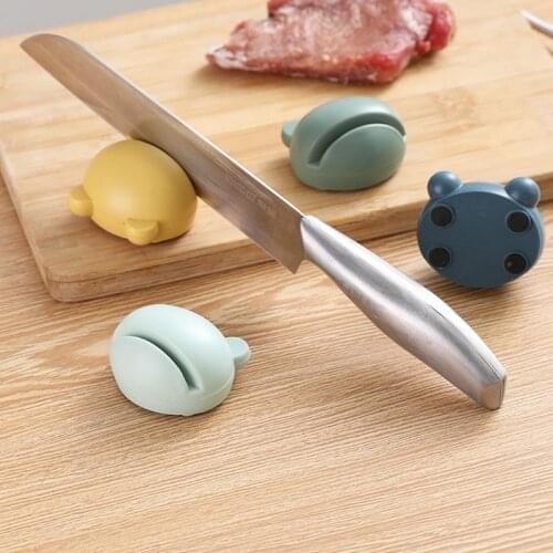 1Pcs Whetstone Non-slip Portable Cute Cartoon Manual Mini Knife Accessories Kitchen Knife Tools Multifunction ABS/Frosted
