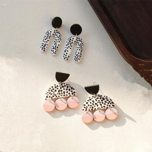AOMU 2021 Korea Spring New Geometric Round Semicircle Black Dots Long Dangle Drop Earrings for Women Jewelry Gifts