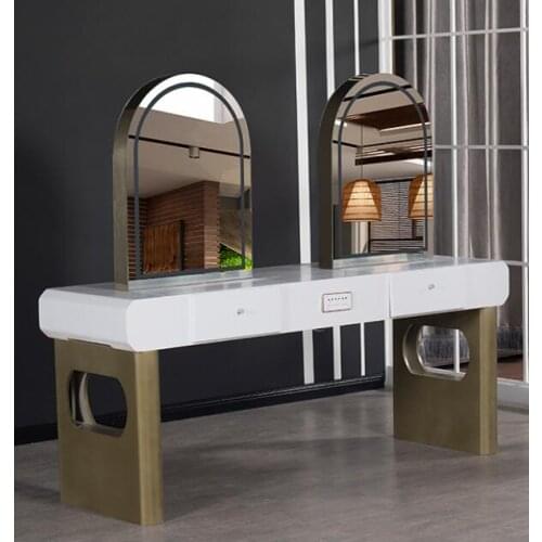 Wanghong barbershop Jingtai hairdressing shop Jingtai simple modern fashion hair salon special mirror European style