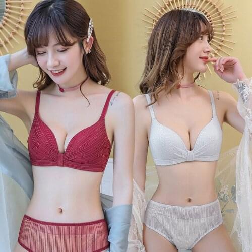 French Style Mesh Lace Gather Light Bra Women Soft Breathable Lingerie Ultra-thin Seamless Sexy Without-rim Push Up Brassiere