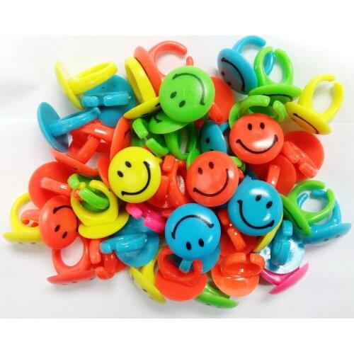 100 Assorted Color 330 Happy Smile Rings Fake Joke Gift Gag Pinata Bag Filler Vending Capsule Kid PRINCESS Birthday Party Favors