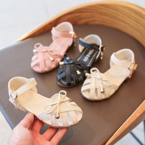 Kids Leather Shoes Girls Wedding Dress Sandals children Princess Soft Sandals For Girls Casual Cut-Outs SH078
