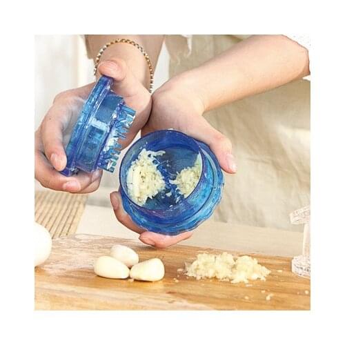 1PC Garlic Press kitchen cooking tools stir garlic peeler crusher twist novelty households vegetable cutter tools KX 305