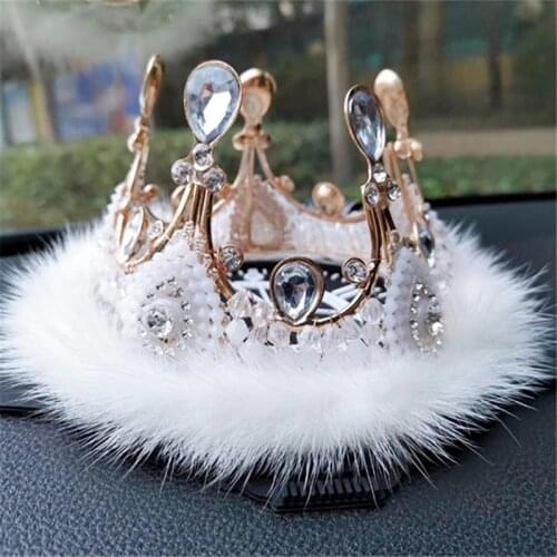 New Car Dashboard Pad Car Decoration Perfume Seat Anti-skid Pad Car Anti-skid Pad Creative Mink Fur Accessories