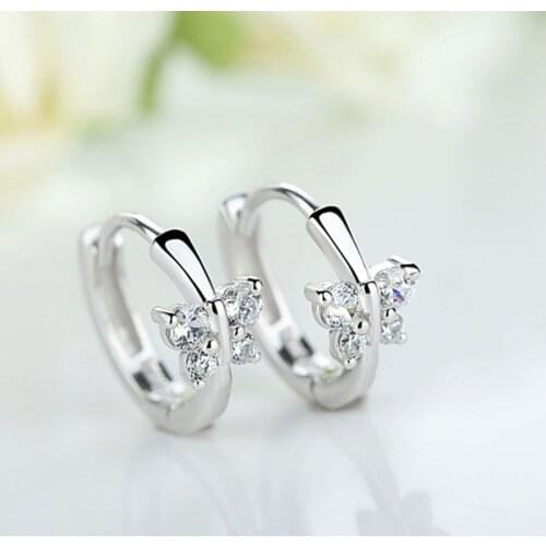 Cute Minimalist Small Hoop Earrings For Women Crystal Lovely Butterfly Tiny Huggies Simple Style Earring Piercing Accessories