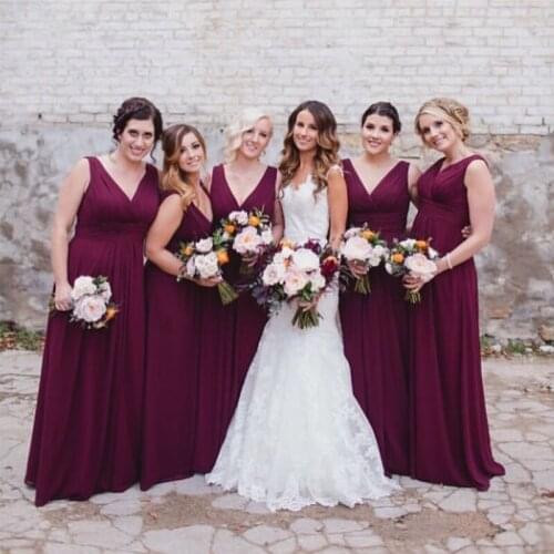 Simple Hot Sale V-neck Burgundy Bridesmaid Dresses Long Sleeveless Chiffon Country Women Formal Party Dresses Vestido De Novia
