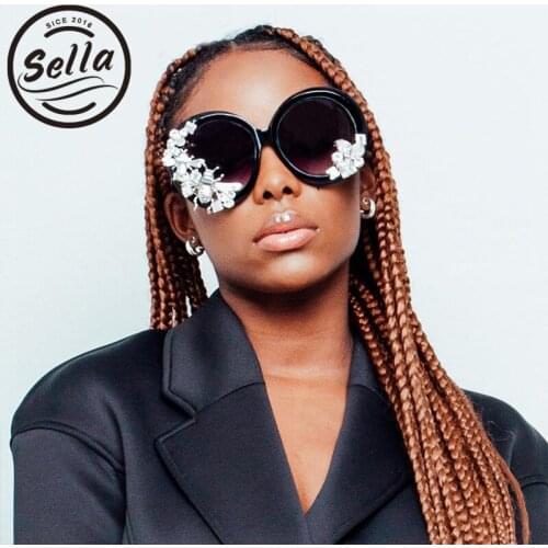 Sella 2021 New European Fashion Oversized Round Sunglasses Large Frame Handmade Diamond Bee Decoration Street Style Glasses