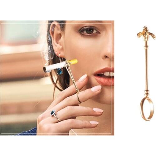 Vintage Cigarette Holder For Ring Rack Metal Finger Clip Women Men Slim Cigarettes Smoking Accessories Smoker For Ring New