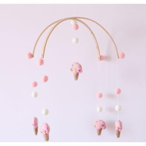 Cute Wooden Felt Wind Chimes Bell Peal Baby Girl Mobile Decor Hanging Hanger Art Mobile Baby Chandelier Photography Props Gifts
