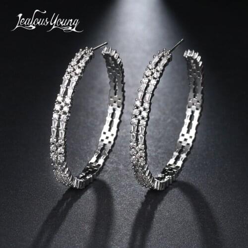 Jealous Young Rings With Diamonds