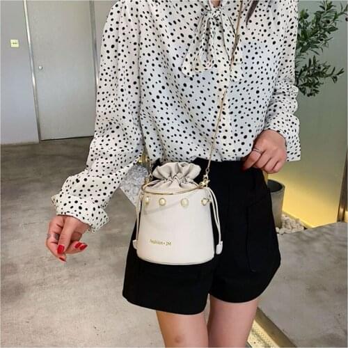 Women Bucket Bag Luxurious Ladies Shoulder Bags Handbags High Quality Leather Pearl Decoration Crossbody Bags Capacity Purses